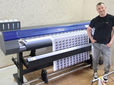 Экосольвентный принтер Ark-Jet Sol 1601 в РПК «Рекламная компания А4»