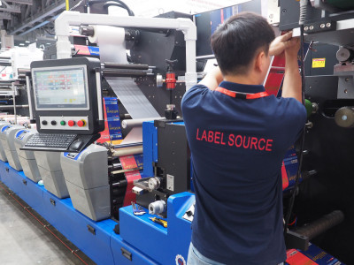 Флексомашина Label Source типографии “Флексоград” на выставке RosUpack 2026