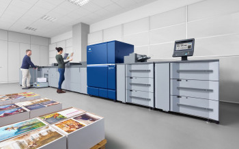 Konica Minolta AccurioPress С12000e. Конфигурация машины на фото отличается от заявленной в материале