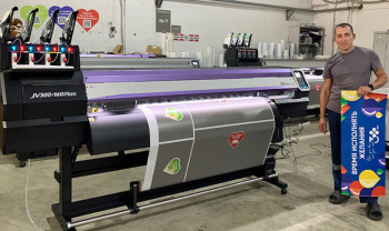 Экосольвентный принтер Mimaki JV300-160 Plus в РПК «Париэль-принт»