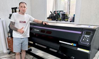 Рулонный УФ-принтер Mimaki UCJV300-160 в типографии Print Expert (Иваново) Рулонный УФ-принтер Mimaki UCJV300-160 в типографии Print Expert (Иваново)
