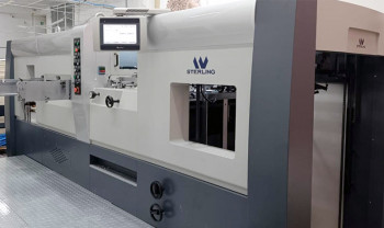 Автоматический пресс для высечки Sterling S-Cut 820, установленный компанией "Полиграфические машины" в одной из типографий Москвы